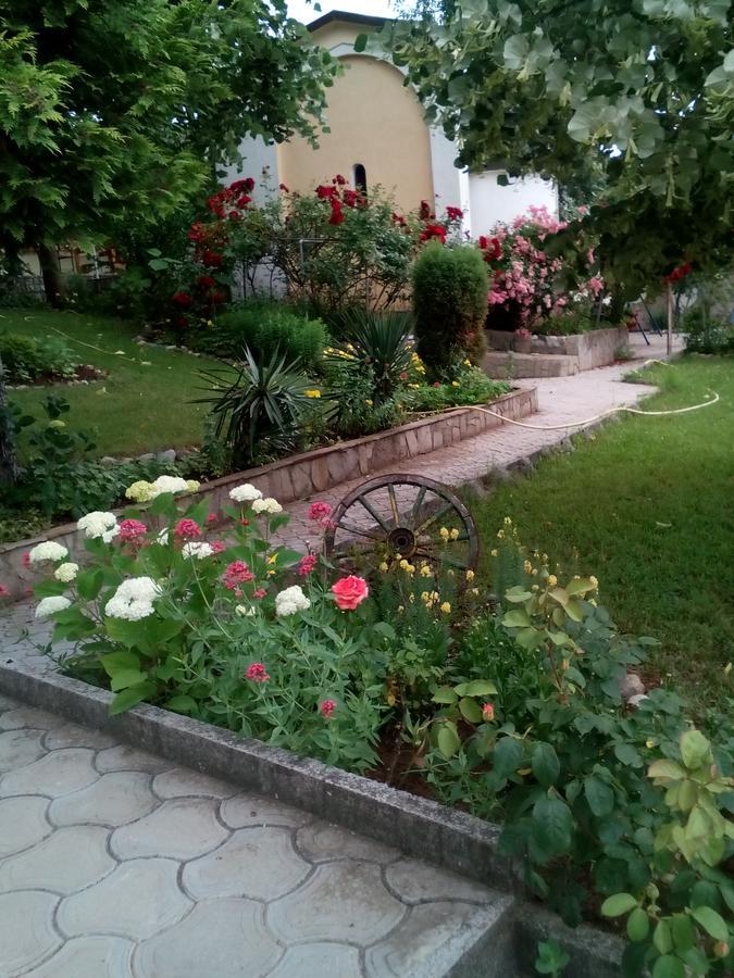 Paradise Hotel Madzharovo Dış mekan fotoğraf